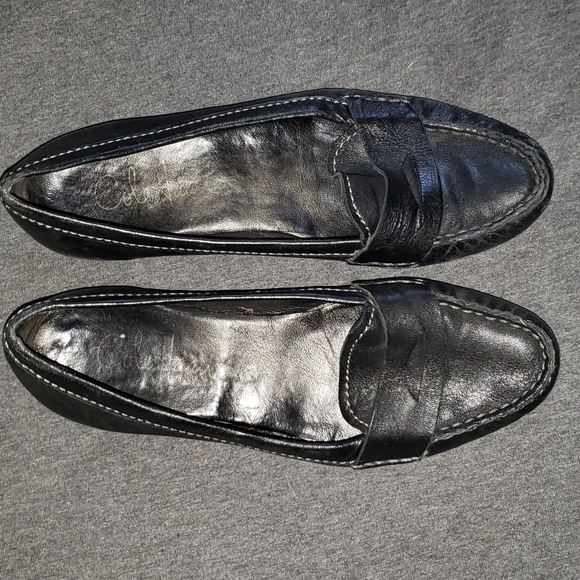 Cole Haan Shoes - Cole Haan 6M Black Penny Loafer D36950